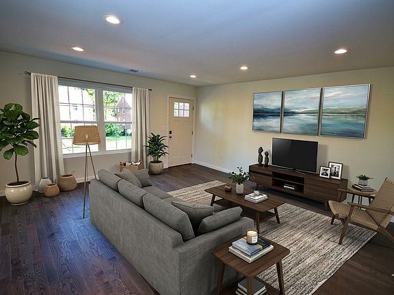 2nd image of 604 Willow Ave