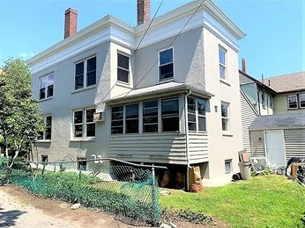 104 Perkins St, Jamaica Plain, MA 02130