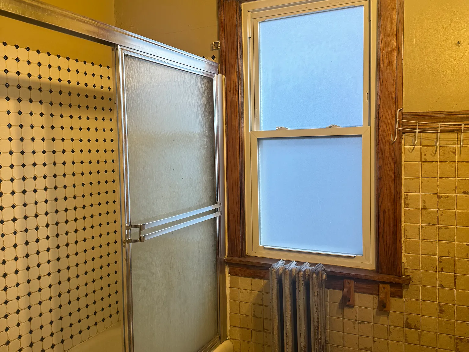 2 bed, 700 sqft, $1,635 — Photo 3
