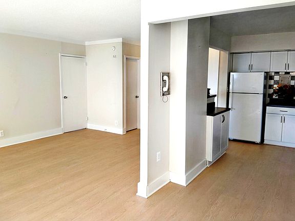 2nd image of 4515 Willard Ave #15006S