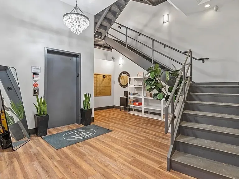133 Walton St #Townhouse 129 — Photo 11