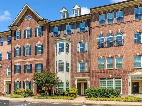 3618 Holborn Pl, Frederick, MD 21704