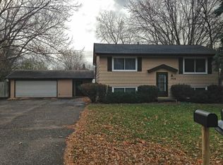 5526 Saint Stephen St, Mounds View, MN 55112