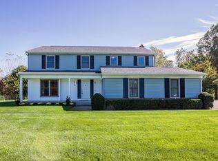 9754 Rosemary Ln, Brighton, MI