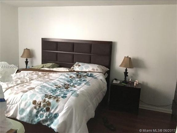 4th image of 9150 Fontainebleau Blvd #0