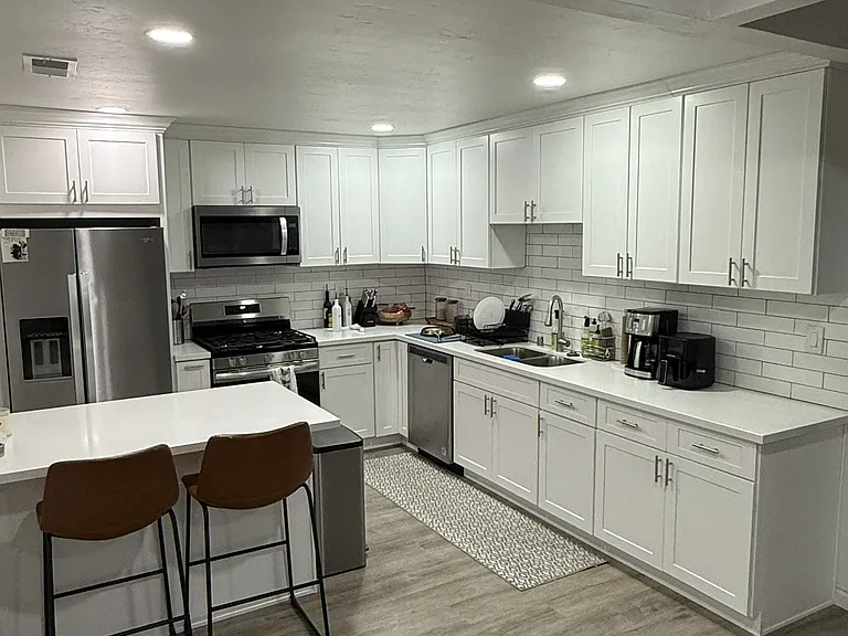 4085 Georgia St — Photo 3