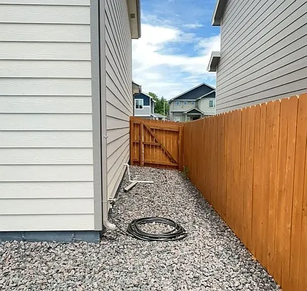 5423 Hammond Dr — Photo 21