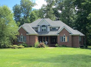 1307 Emma Lee Dr, Lawrenceburg, KY 40342