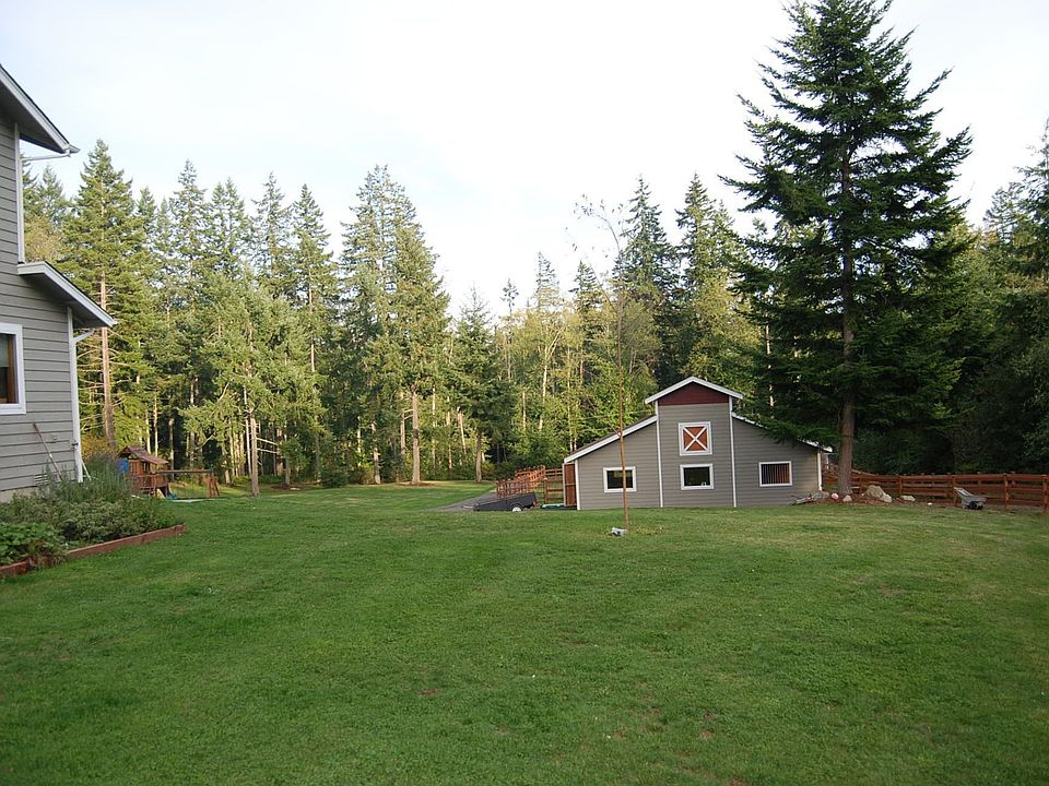 2nd image of 23077 Port Gamble Rd NE