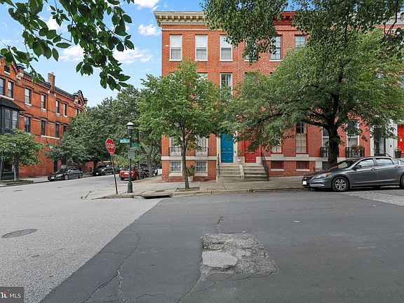 3rd image of 1435 Bolton St #2