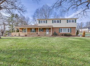 2405 Rambling Rd, Johnson City, TN 37604