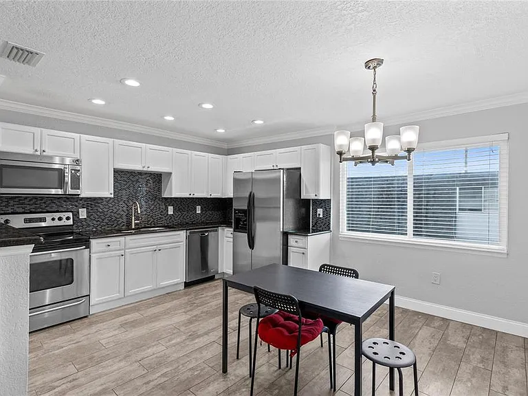 1938 Conway Rd #7 — Photo 3