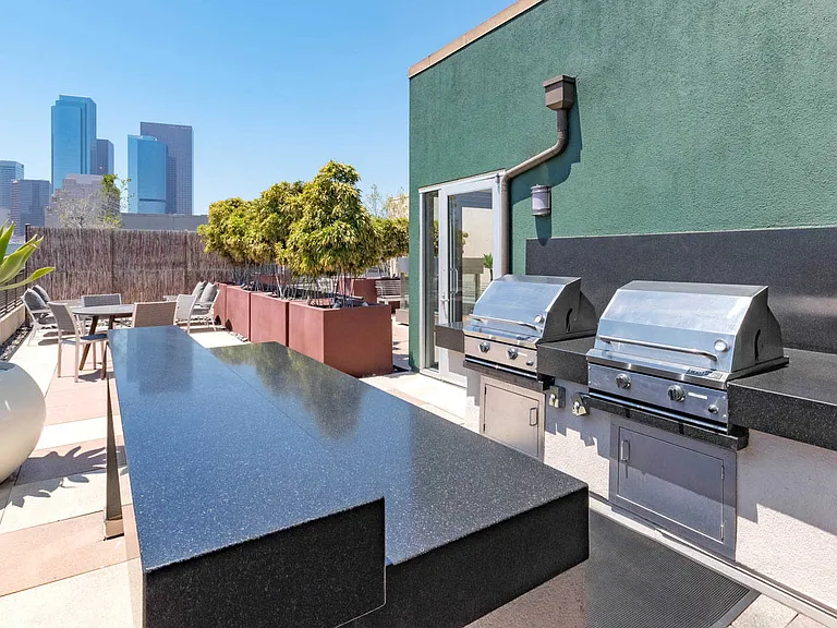Rooftop Lounge