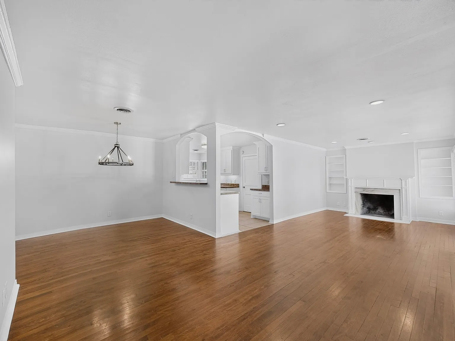 2 bed, 1410 sqft, $2,750 — Photo 2