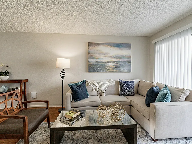 Club Valencia Luxury Apartments — Photo 4