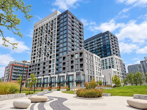 3 Rosewater St #202W, Richmond Hill, ON L4C 5T6