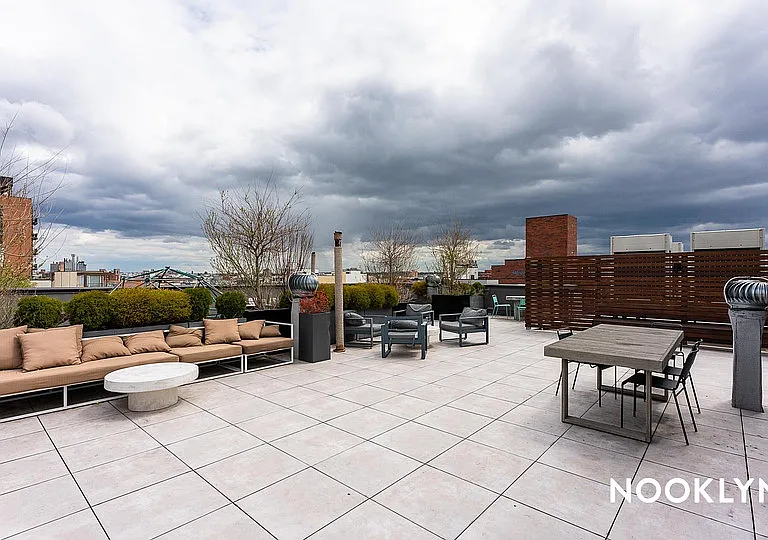 16 Charles Pl #5B — Photo 41