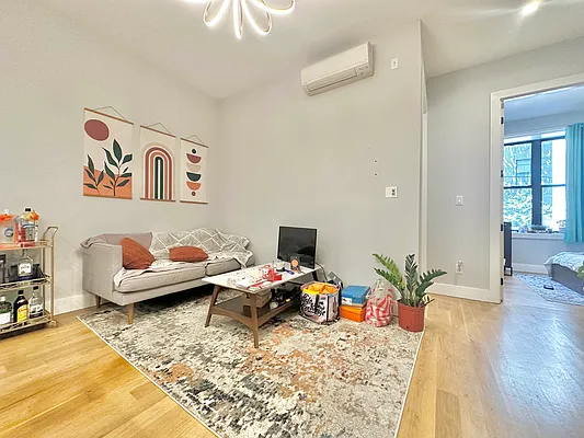 Rented by Doorway NYC, LLC | media 36