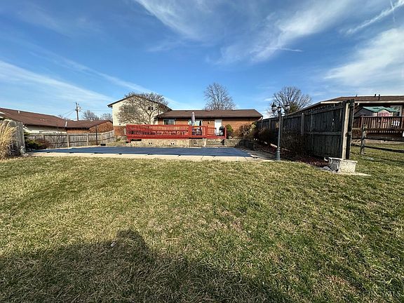 2nd image of 5923 Gilmore Dr