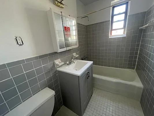 Rented by MQ Realty LLC | media 12