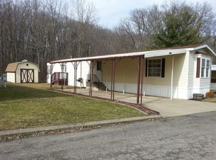 245 Forest Glen Rd SW, Warren, OH 44481