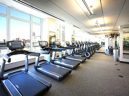 Sold by New York Residence | media 3