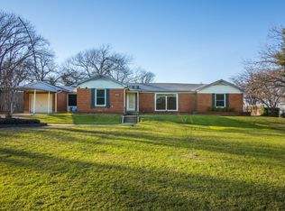 3225 Lake Shore Dr, Waco, TX 76708