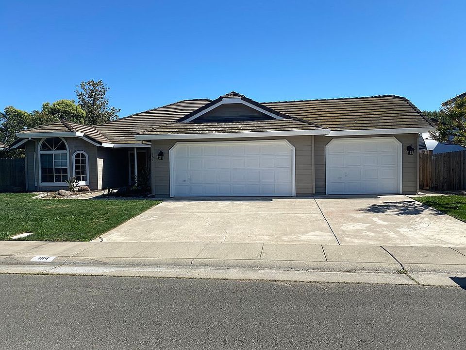 1st image of 164 Pheasant Dr