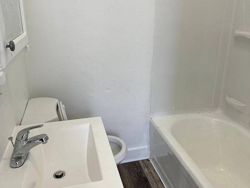 703 Washington Ave 1, Alton, IL 62002 Zillow