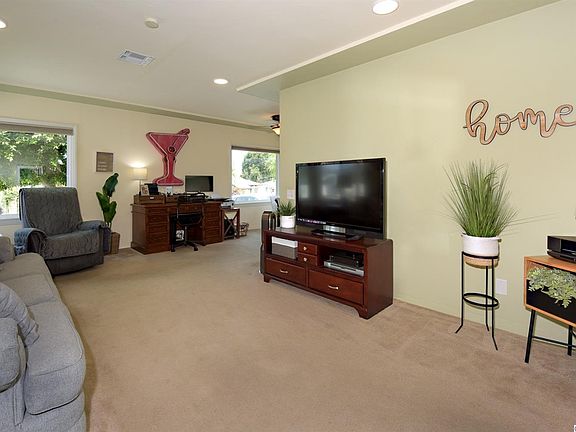 5th image of 10638 Nassau Ave