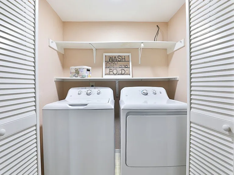 5005 Georgi Ln #18 — Photo 11