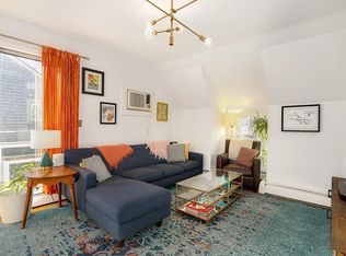 10 Saint Paul St APT 3, Cambridge, MA 02139