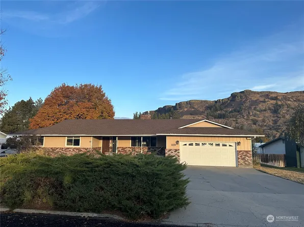 119 Silver Drive, Electric City, WA 99123