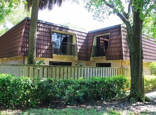 2706 14th Ct, Palm Harbor, FL 34684
