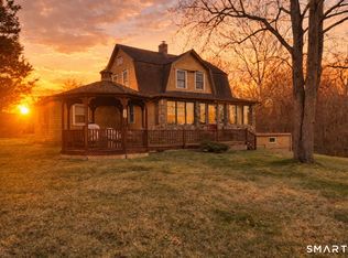 241 Niantic River Road, Waterford, CT 06385
