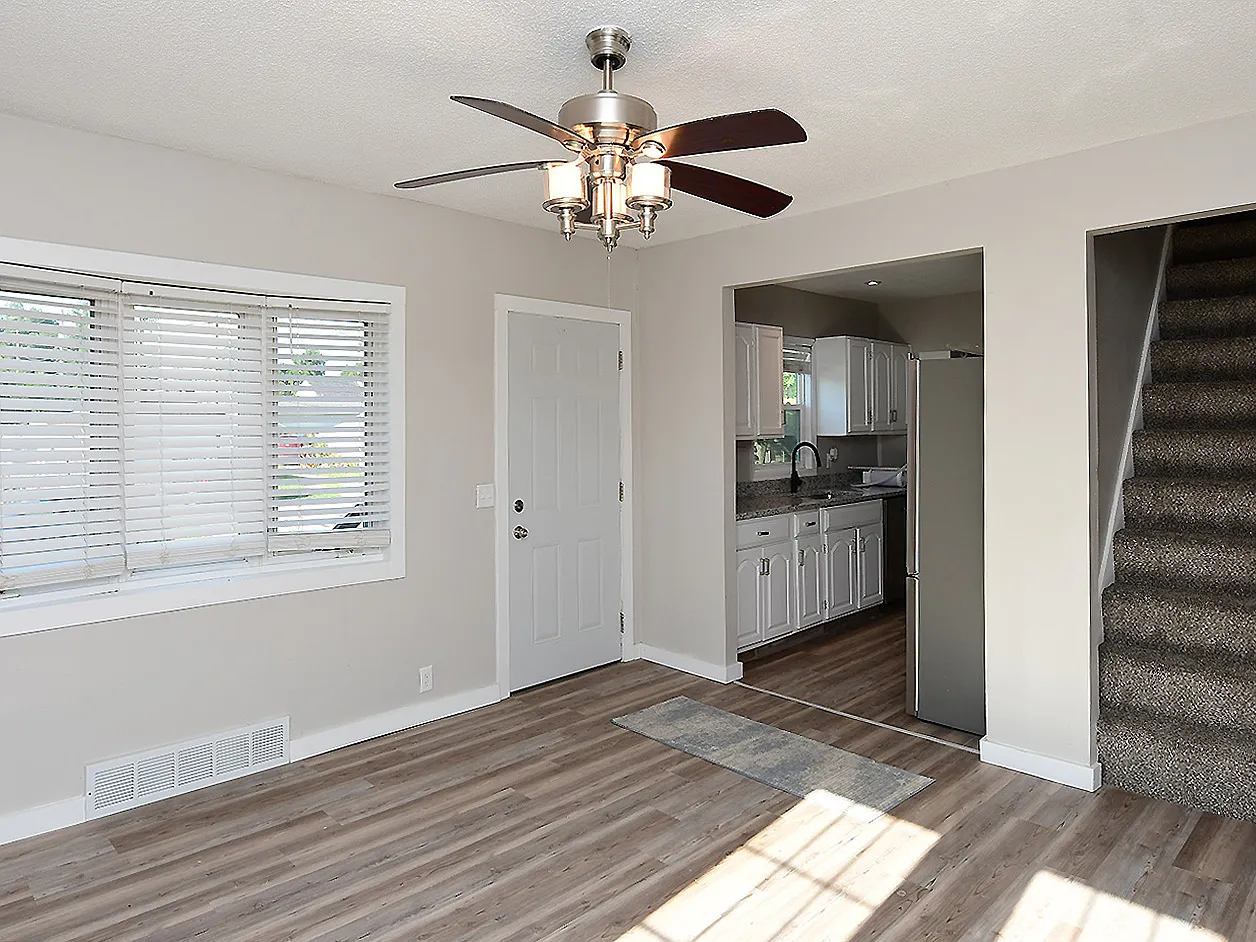 3 bed, 1113 sqft, $1,500 — Photo 3