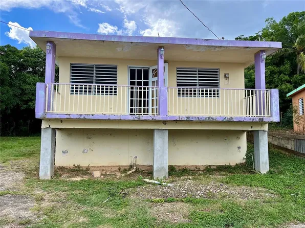 Urb Rafael Bermudez #H-15, Fajardo, PR 00738