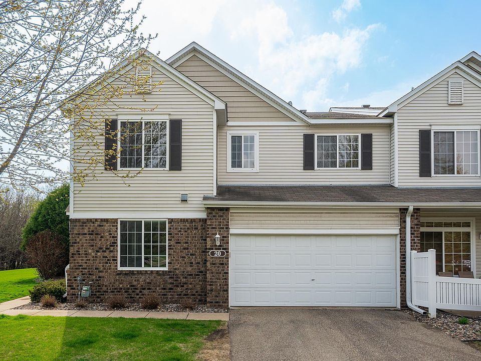 1st image of 20 River Woods Dr W