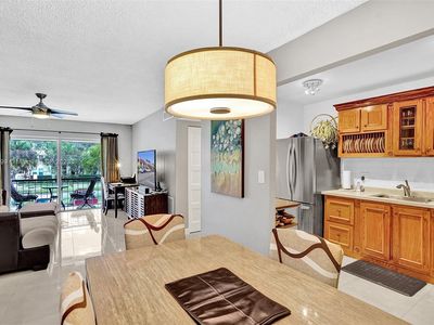 13 Jacaranda Country Club Dr SUITE 216, Plantation, FL, 33324