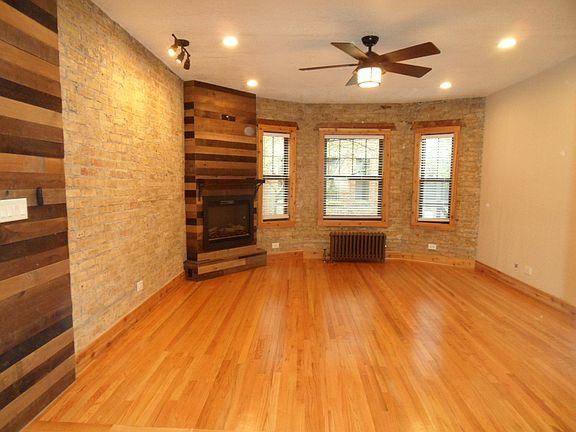 3rd image of 1521 W Farwell Ave APT 1A