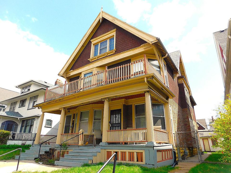 1st image of 526 N 32nd STREET #528