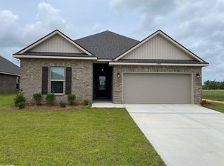 17099 Lafayette Dr, Robertsdale, AL 36567
