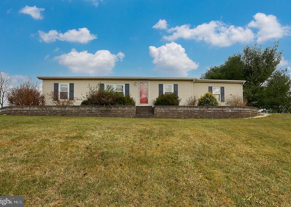 1st image of 2053 Baker Rd