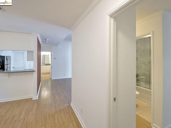 4th image of 645 Canyon Oaks Dr APT E