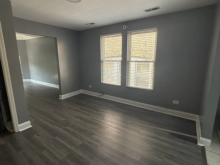 3052 W Lyndale St #2 — Photo 9