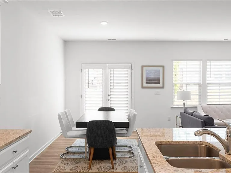 1923 Frisco Way — Photo 10