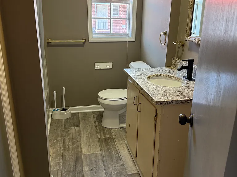 136 Martin Luther King Jr Dr — Photo 3