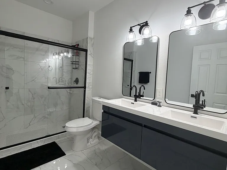 147 Vine St — Photo 10