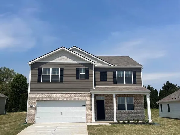 218 Crossgrain Rd, Cookeville, TN 38506