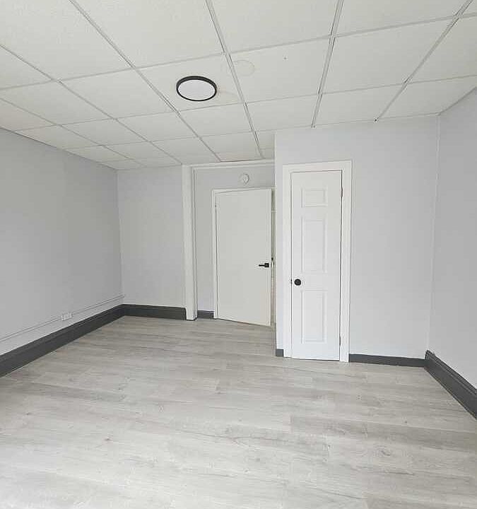 1st image of 157 Linden St APT 2